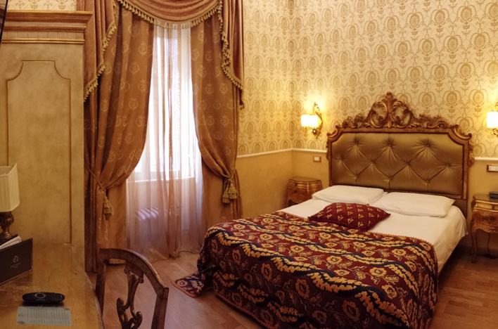 HOTEL VENETO PALACE
