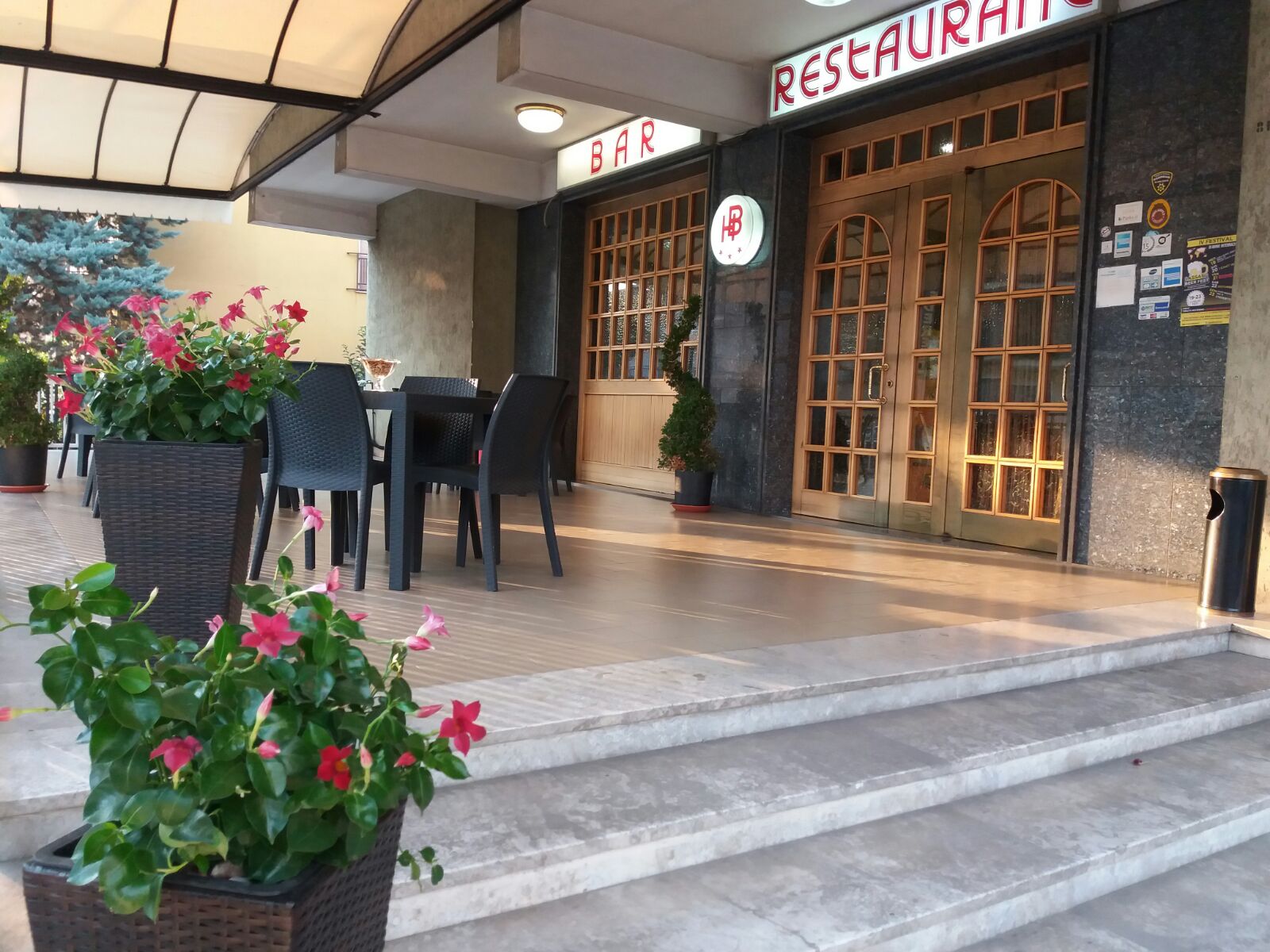 HOTEL BELVEDERE