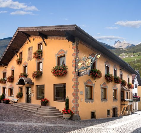 HOTEL CAVALLINO D'ORO BED & BREAKFAST