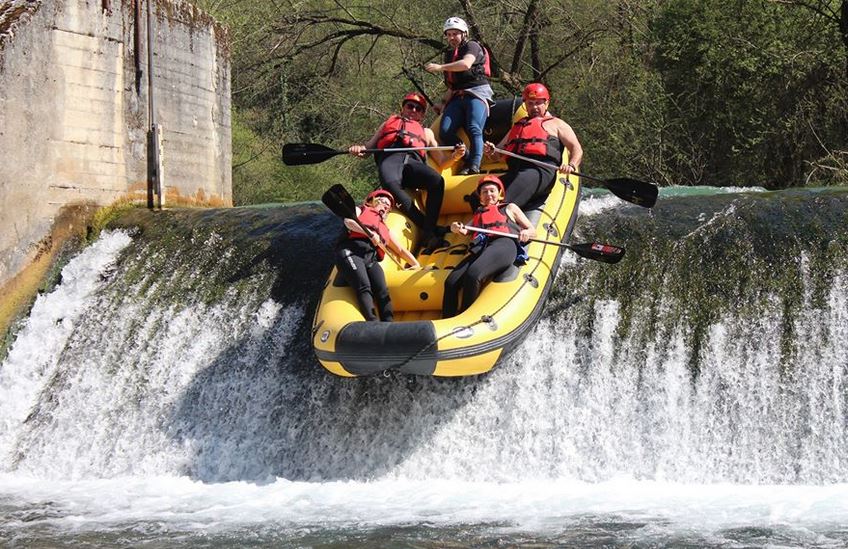 RAFTING NOMAD