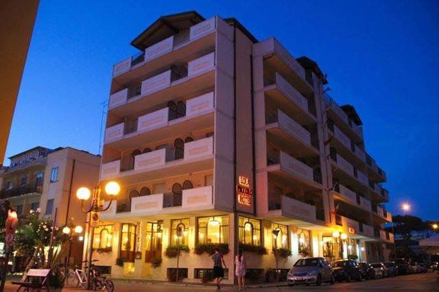 www.lolahotel.it