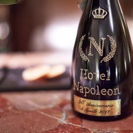 HOTEL NAPOLEON