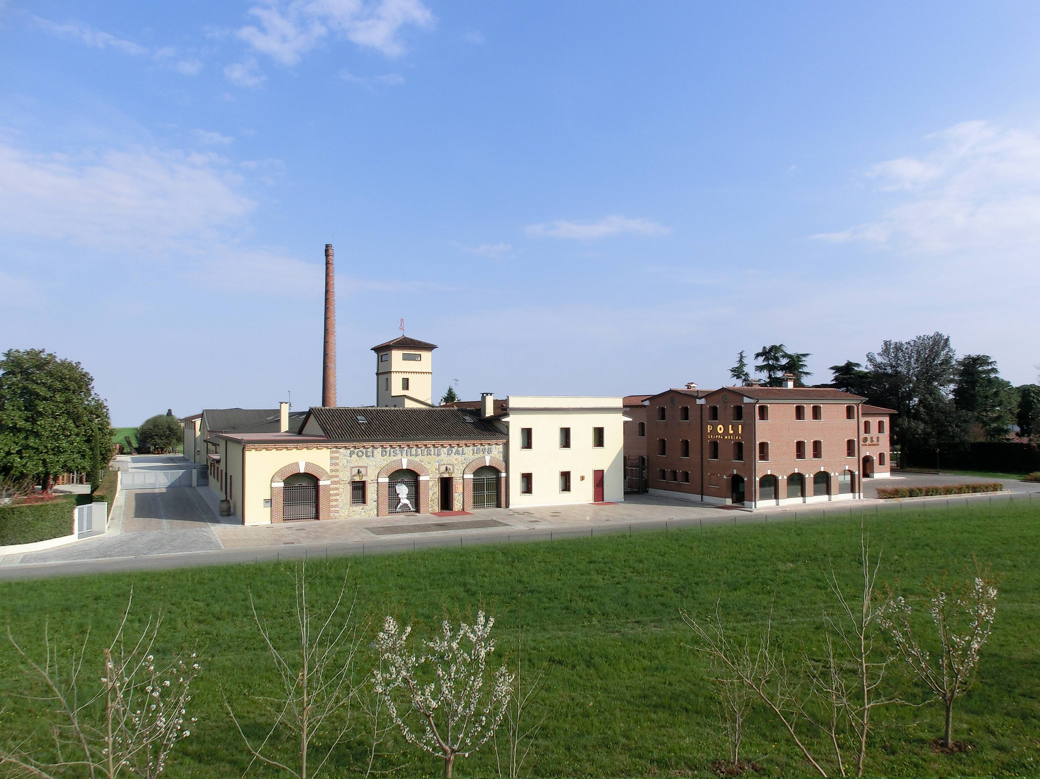 POLI DISTILLERIE E POLI MUSEO DELLA GRAPPA